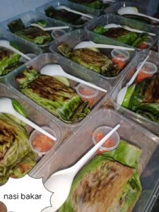 NASI BAKAR AYAM/TONGKOL